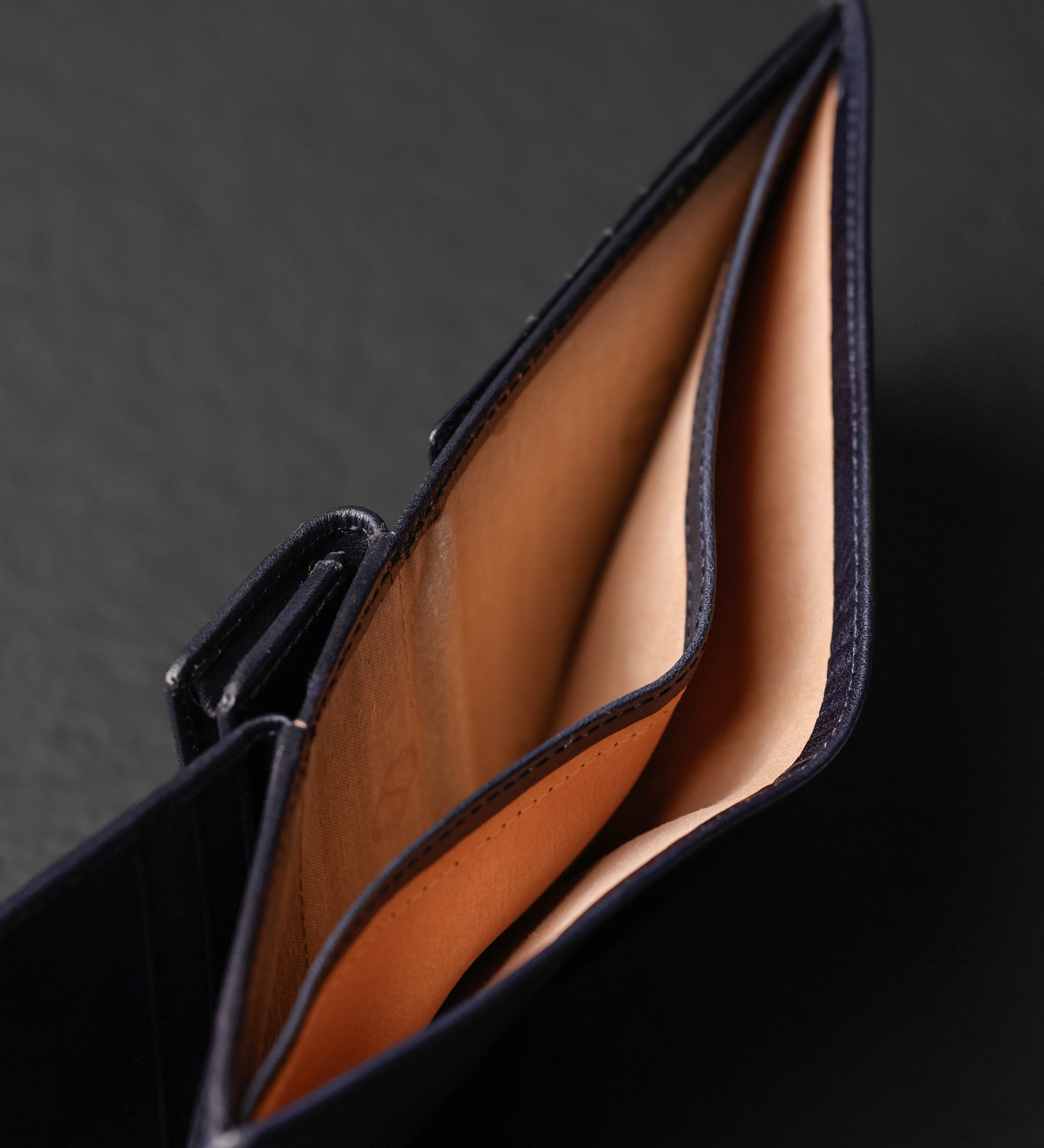 Leather Bifold Wallet - Daniel