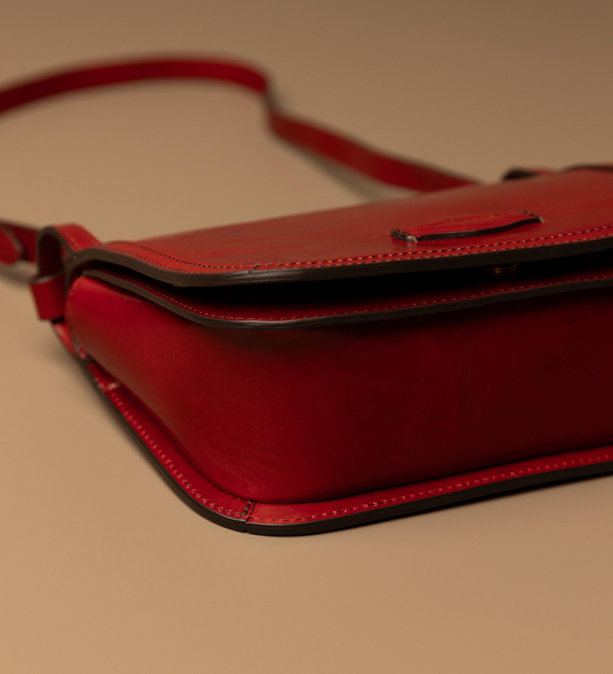 Leather Crossbody Bag for Women - Il Piacere