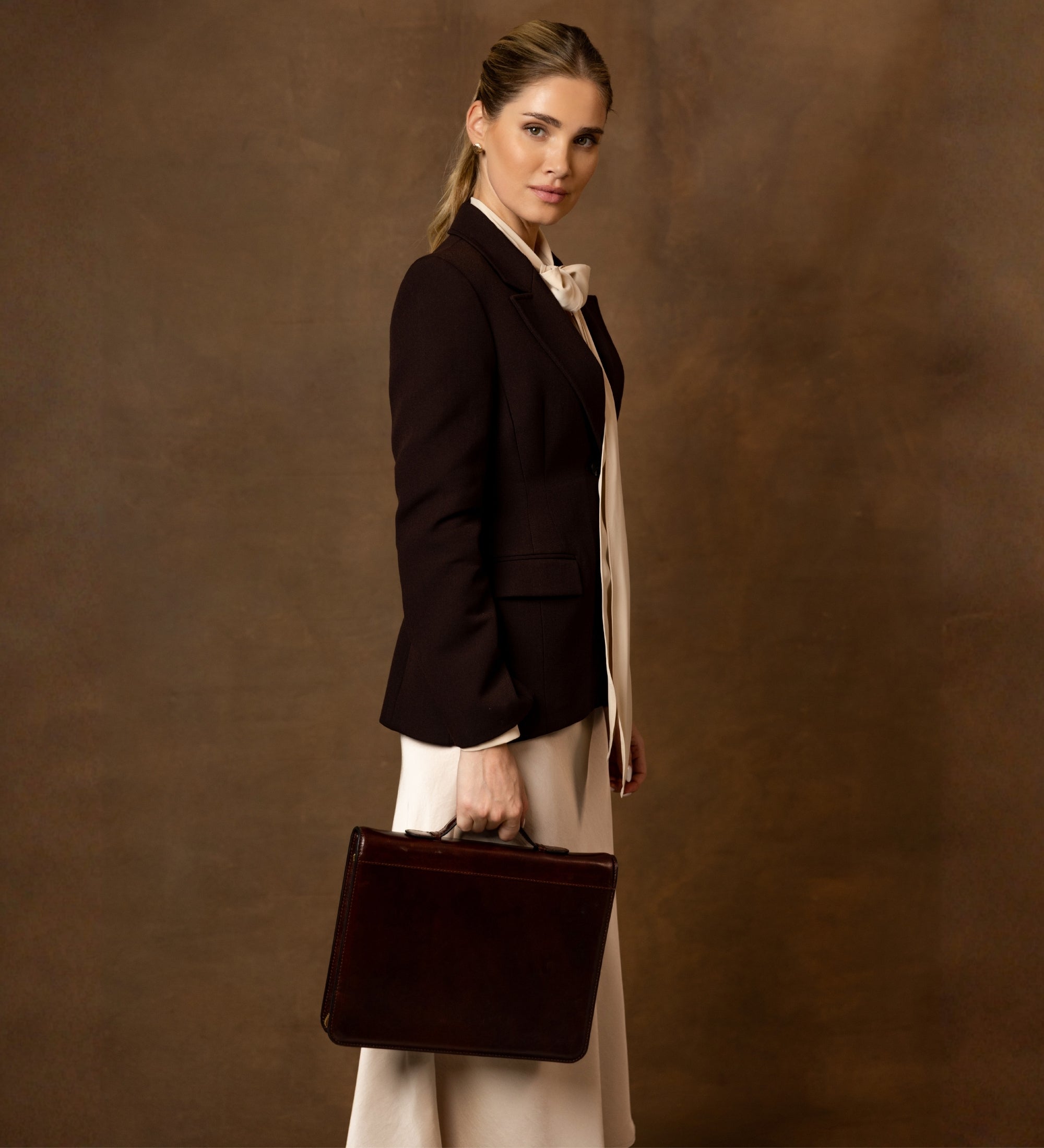 Womens Leather Portfolio with Binder - Joy in the Morning