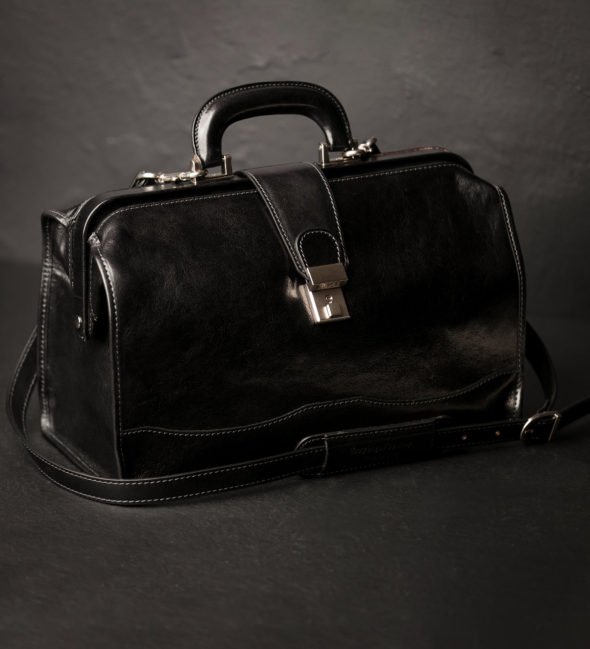 Small Leather Doctor Bag for Women - David Copperfield