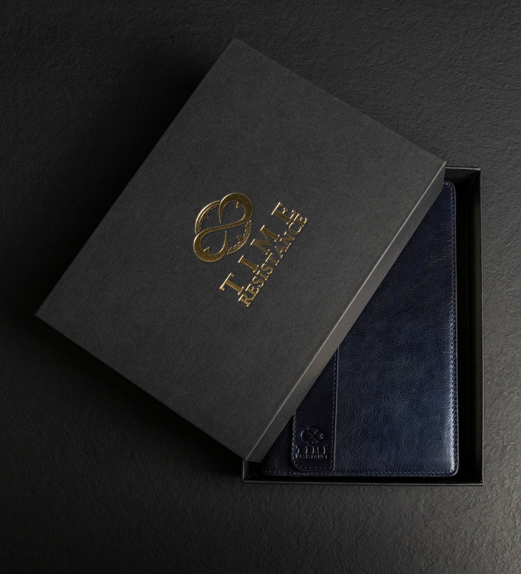 Leather Journal with Refillable A5 Notepad - The Diary of a Nobody
